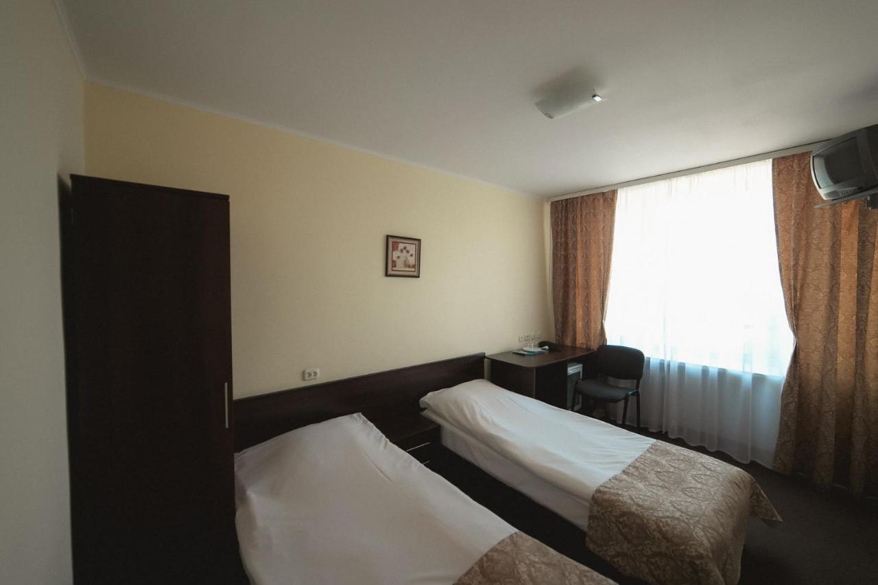 Mogilev Hotel Exterior photo